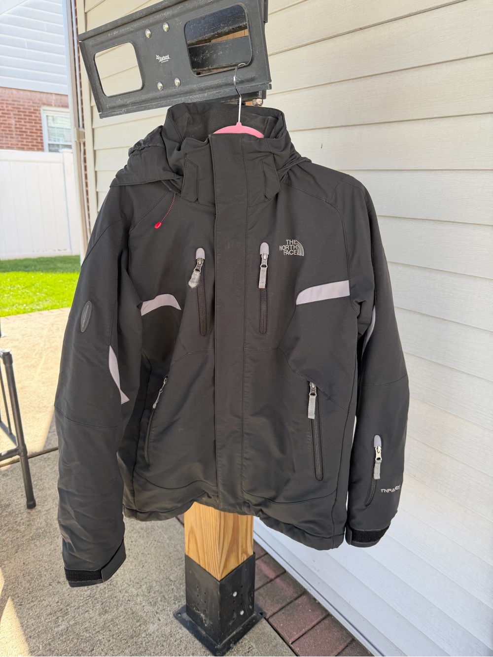 The North Face Odyssey Apex Recco Rescue System Insulated Snow Ski Jacket Coat